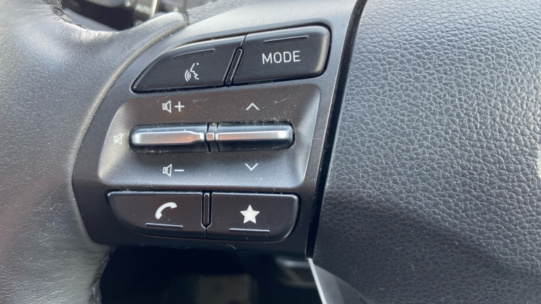 Hyundai KONA 100kW Premium 39kWh 5dr Auto Electric Hatchback